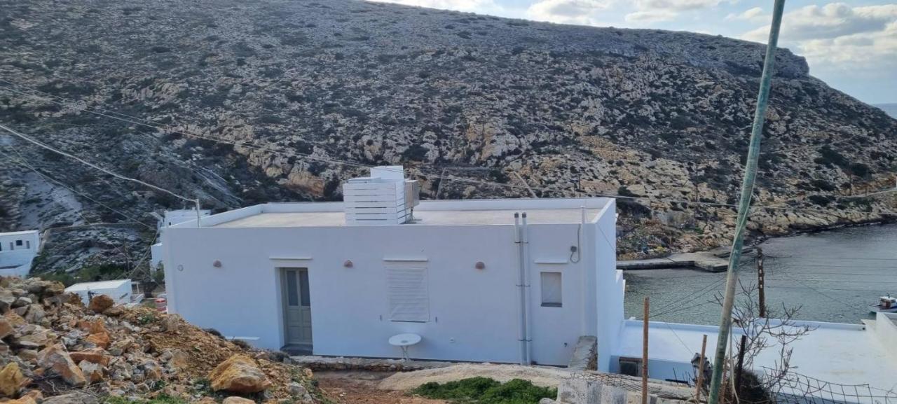 Droufakos' Home, Lux Seafront Apartment W. View Cherronisos  외부 사진